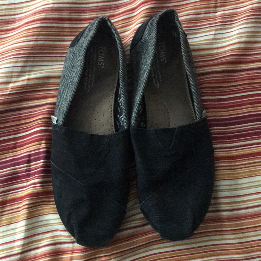 Black & Striped Toms